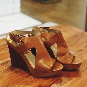 Michael Kora Wood Wedges